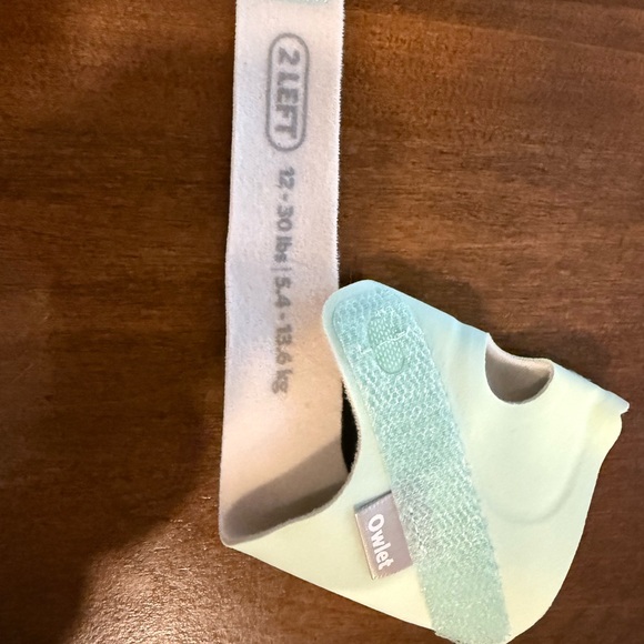 Owlet Mint Green Baby Monitor Set Like New - Picture 4 of 9